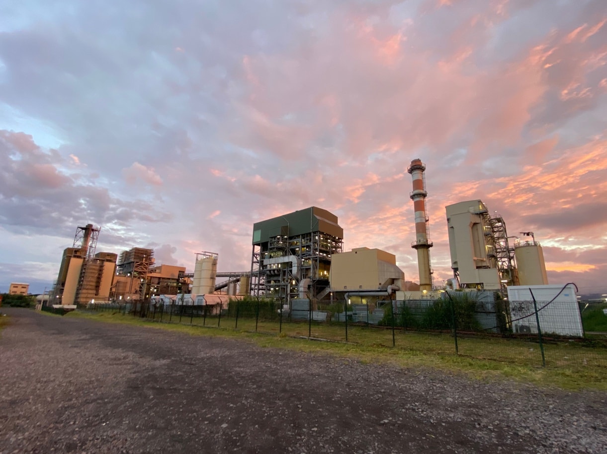 The Bois-Rouge plant at dusk © F. Caruzzi