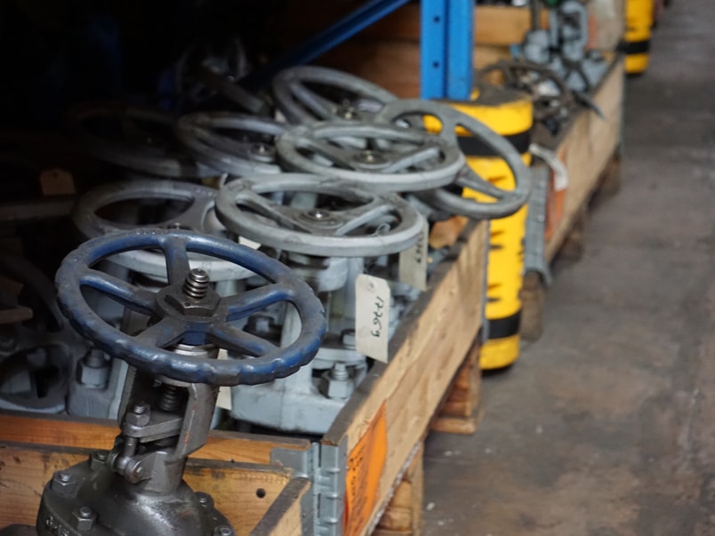 The warehouse has nearly 13,000 useful parts for maintenance operations © Bois-Rouge